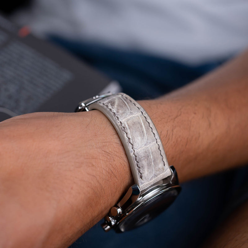 Himalaya Watch Strap & grey hand-stitching